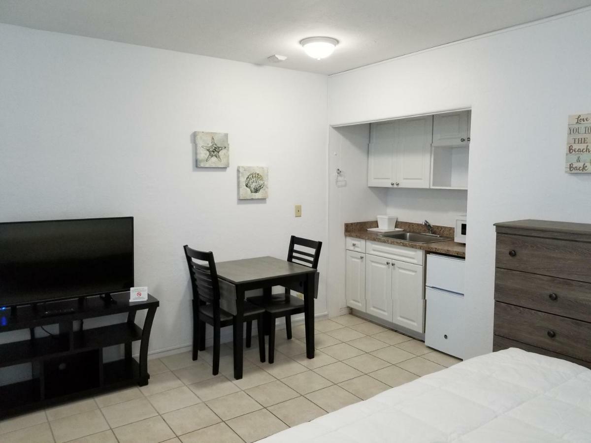 Sandalwood Beach Resort North Redington Beach Eksteriør billede